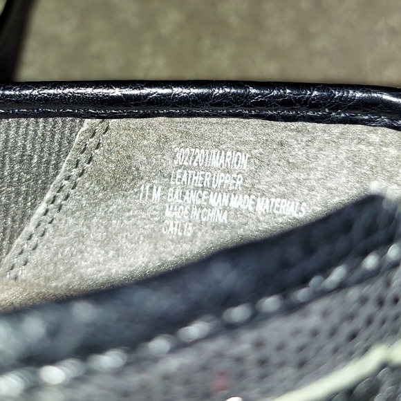 Leather wedges by Sofft Eurosoft- Black with sparkle, size 11 women's - Picture 12 of 13